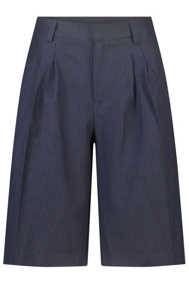 America Today New In|Shorts^Beruda Naia reguar ooe fit beruda et ediu wait