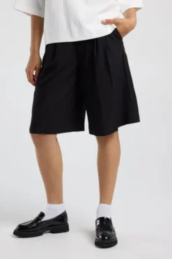 America Today New In|Shorts^Beruda Naia reguar ooe fit beruda et ediu wait