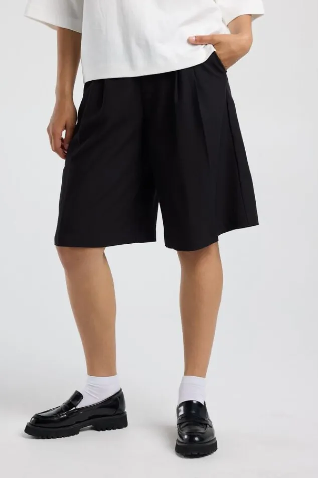 America Today New In|Shorts^Beruda Naia reguar ooe fit beruda et ediu wait