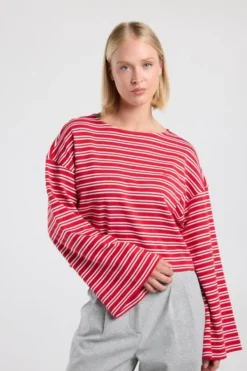 America Today New In|T-Shirts & Tops^Cropped ongeeve ioa cropped ongeeve van tevige interock