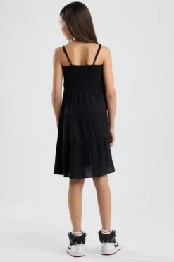 America Today Jurken^Daila Jr jurk Ruffled design jurk met voering onder de jurk