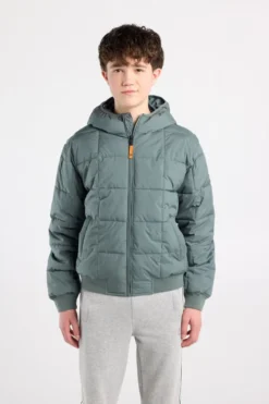 America Today Jassen & Regenjassen^Hooded bomber Jaylan JR Gewatteerde hooded bomber met mouwbadge