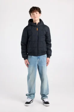 America Today Jassen & Regenjassen^Hooded bomber Jaylan JR Gewatteerde hooded bomber met mouwbadge
