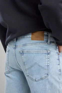 America Today Jeans^Jeans Dexterstraight fit jeans met knoopsluiting