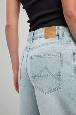 America Today Jeans^Jeans Irvine High waist jeans met rechte broekspijpen