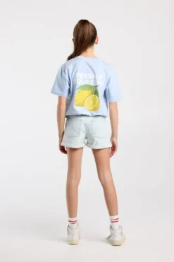 America Today Shorts^Short Lucy Jr loose fit denim short met omgeslagen pijpen