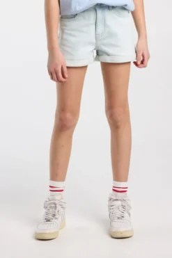 America Today Shorts^Short Lucy Jr loose fit denim short met omgeslagen pijpen