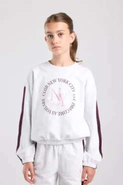 America Today Truien & Vesten|New In^sweater Safia Jr sweater met front print en balloon shape