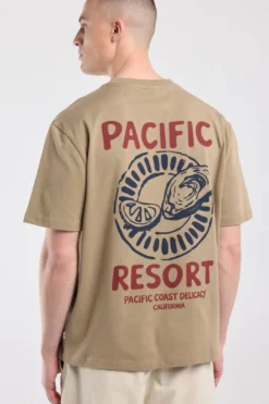 America Today T-Shirts & Polo’S^T-hirt Ear reaxed fit t-hirt et print voor en achter