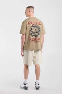 America Today T-Shirts & Polo’S^T-hirt Ear reaxed fit t-hirt et print voor en achter
