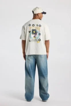 America Today New In|T-Shirts & Polo’S^T-hirt Edwin boxy fit t-hirt et iey ™ artwork