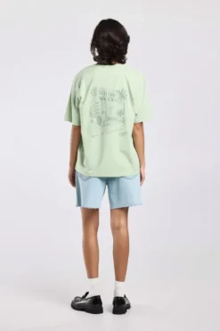 America Today T-Shirts & Tops^T-hirt Einor ooe fit t-hirt et print op bort en rug