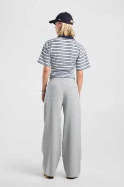 America Today New In|T-Shirts & Tops^T-hirt Enia i fit T-hirt et pookraag en treepdein