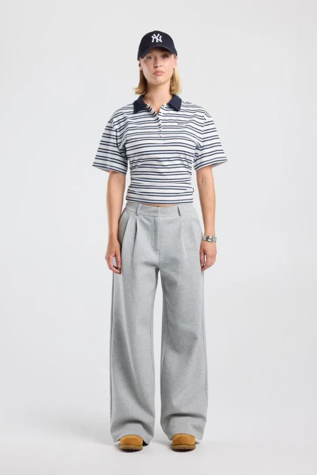 America Today New In|T-Shirts & Tops^T-hirt Enia i fit T-hirt et pookraag en treepdein