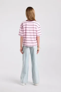 America Today T-Shirts & Tops|New In^T-Shirt Ephie Jr oversized gestreept boxy t-shirt met chest prints