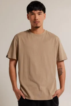 America Today T-Shirts & Polo’S^T-hirt Eric Reguar fit T-hirt van zacht katoen