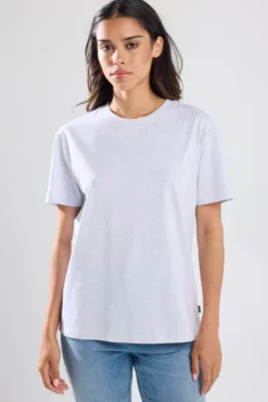 America Today Ondergoed & Lounge^T-hirt Ether t-hirt et ronde ha en reguar fit