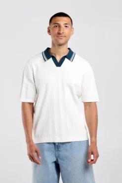 America Today New In|T-Shirts & Polo’S^T-hirt Kone reguar fit t-hirt et poo kraag