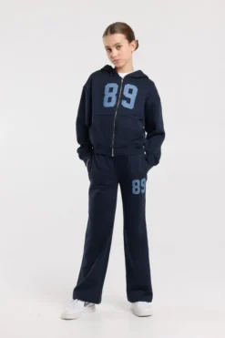 America Today Truien & Vesten|Sweaters & Hoodies^Zip-up sweater Sanne Jr zip-up sweater met capuchon en kangaroo zak